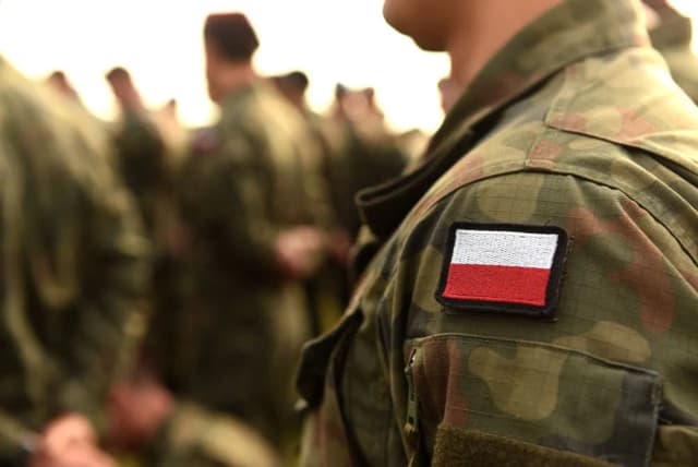 Jak wyglądają badania lekarskie do zawodowej służby wojskowej? Ważne informacje Jak wyglądają badania lekarskie do zawodowej służby wojskowej? Ważne informacje