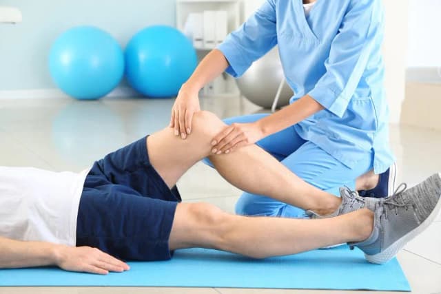 Czy fizjoterapeuta może wystawić L4? Ważne informacje, które musisz znać Czy fizjoterapeuta może wystawić L4? Ważne informacje, które musisz znać