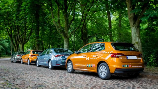 Ile można zarobić na Uberze w Poznaniu? Zaskakujące fakty o dochodach Ile można zarobić na Uberze w Poznaniu? Zaskakujące fakty o dochodach